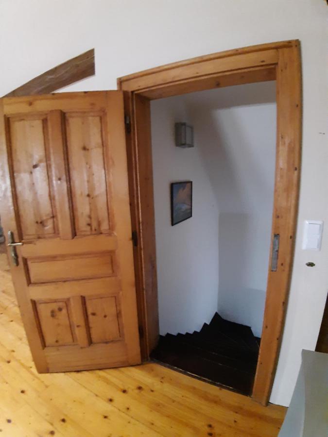 Triglav Apartment House Kranj Exteriör bild