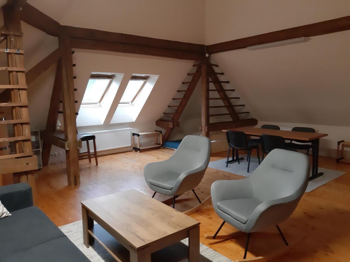 Triglav Apartment House Kranj Exteriör bild